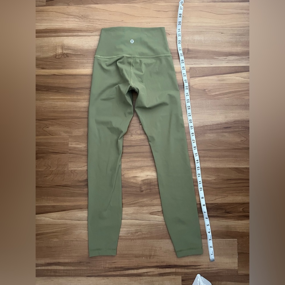 Lululemon Size 0 Green Align/Wunder leggings NWOT